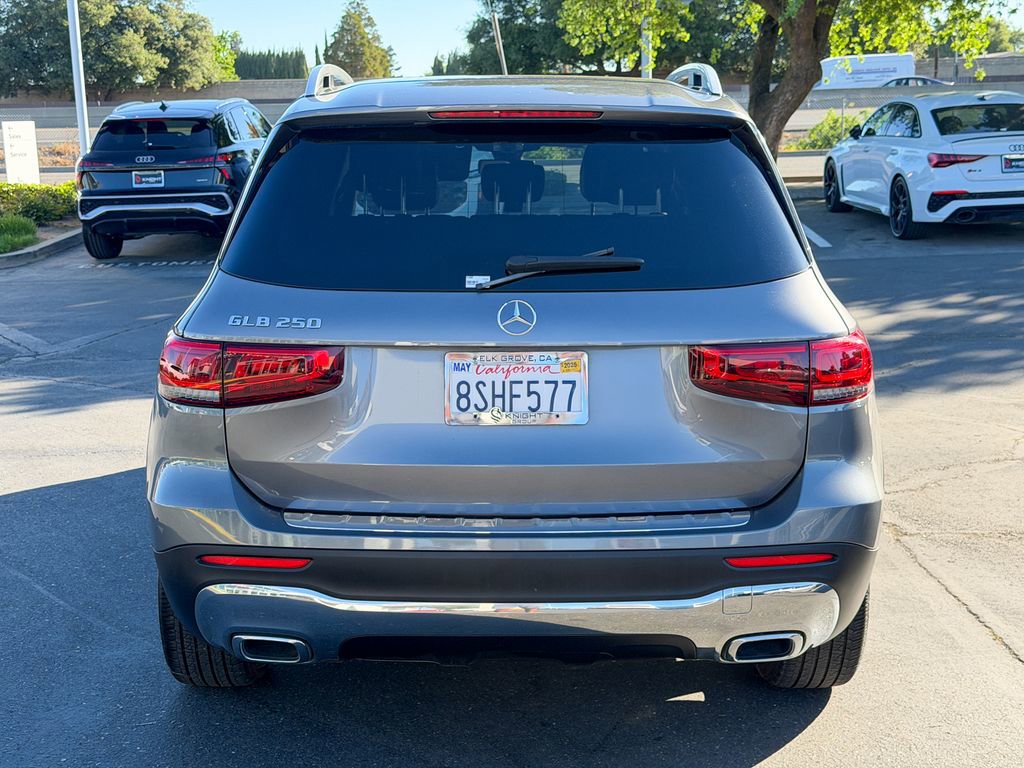 Used 2020 Mercedes-Benz GLB 250 image 7