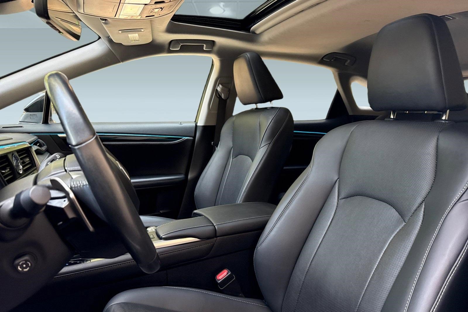 Used 2022 Lexus RX 450h AWD w/ Premium Package image 22