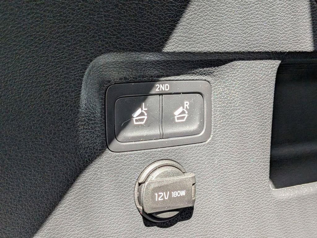 Certified 2024 Kia Telluride S w/ S Sunroof Package image 10