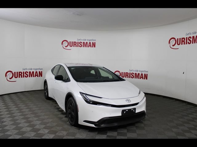 Used 2025 Toyota Prius LE FWD image 13
