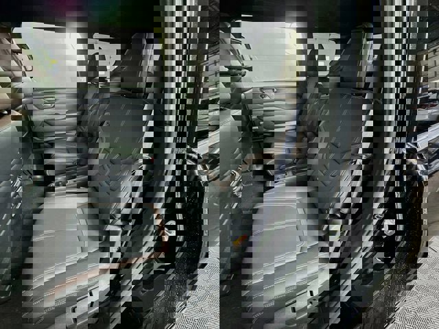 New 2025 Nissan Armada SL w/ Captain's Chari Seat Package image 27