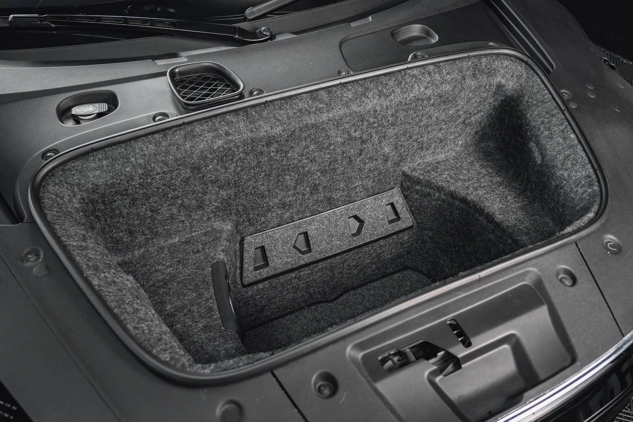 Used 2015 Audi R8 V8 image 58