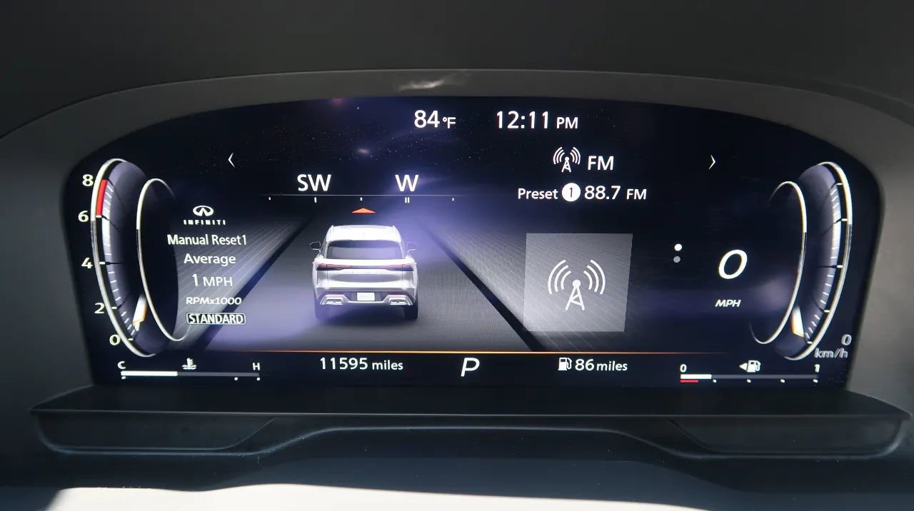 Used 2025 INFINITI QX60 Luxe image 39