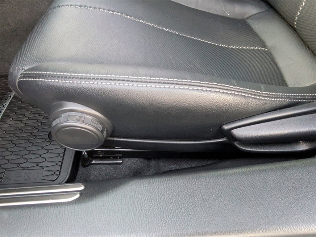 Used 2025 MAZDA MX-5 Miata Grand Touring w/ Weather Package image 19