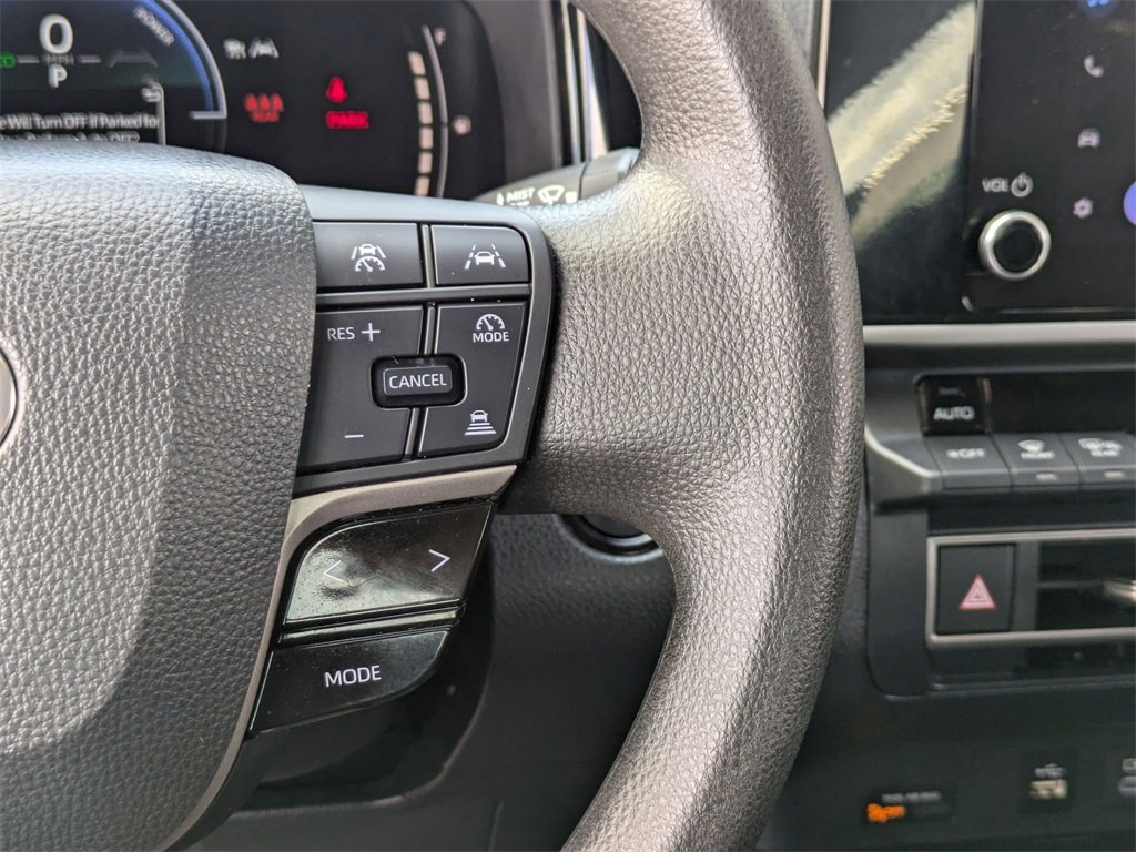 Used 2025 Toyota Camry LE image 21