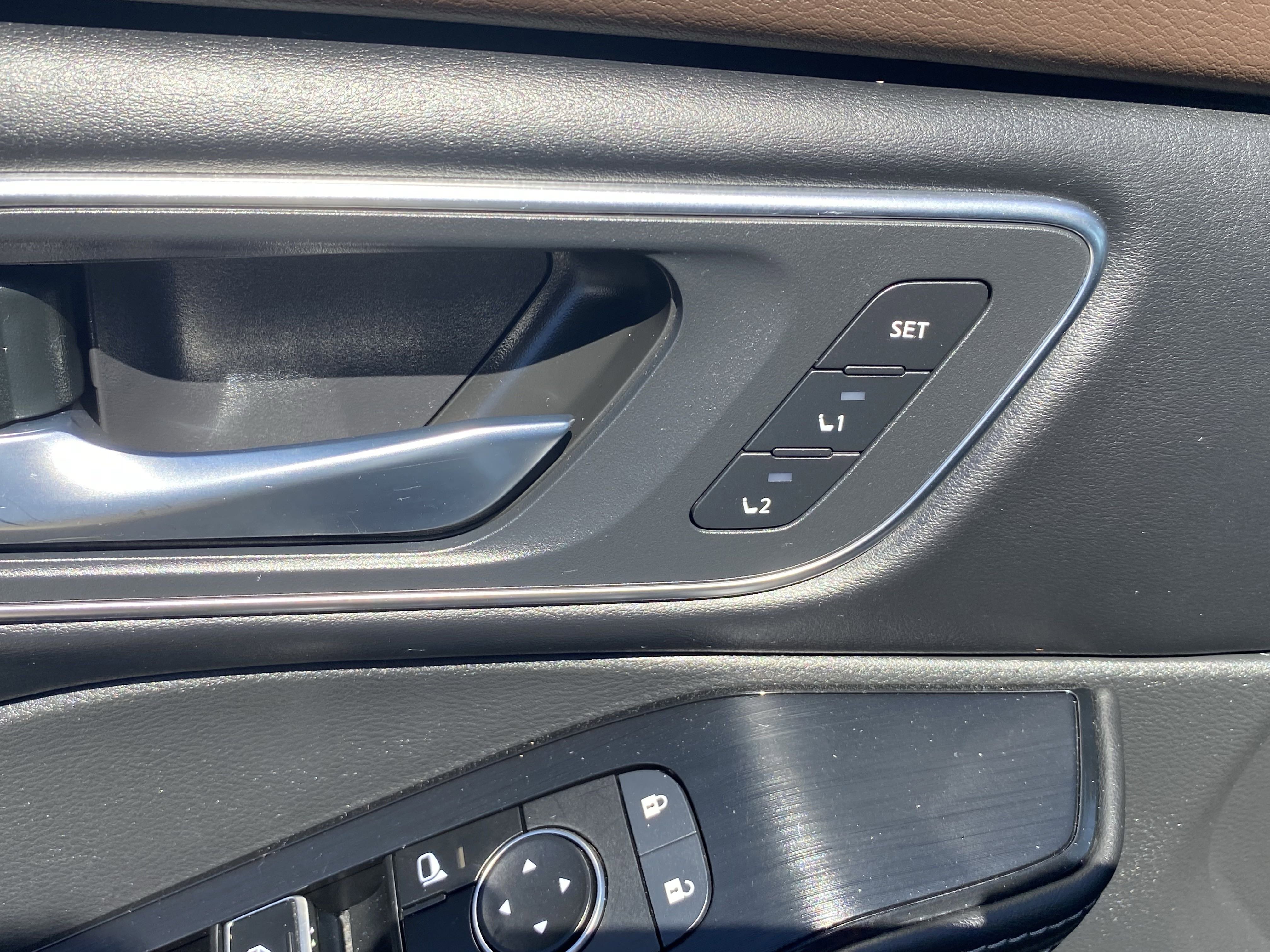 Used 2021 Nissan Rogue SL image 15