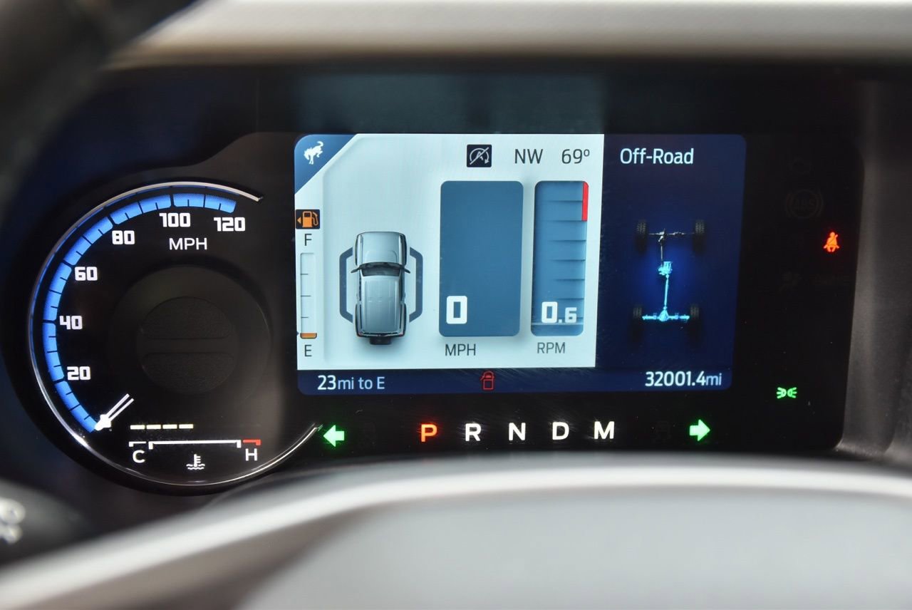 Certified 2021 Ford Bronco Black Diamond w/ Sasquatch Package image 26