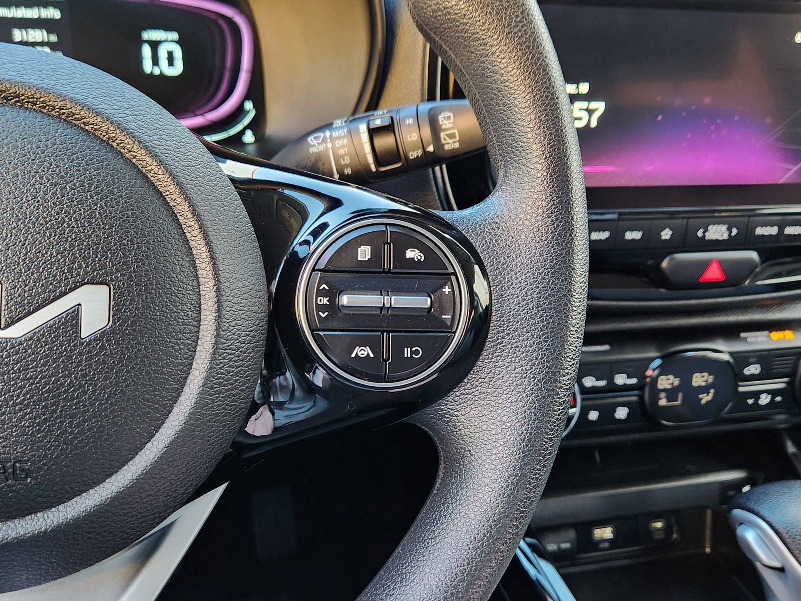 Used 2023 Kia Soul S image 34