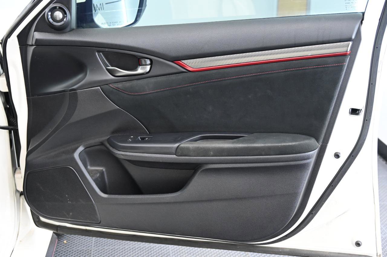 Used 2018 Honda Civic Type R image 21