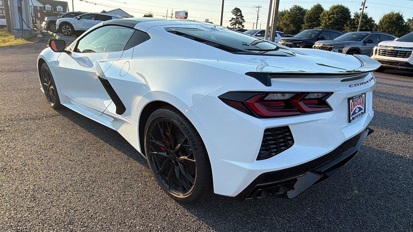 New 2027 Chevrolet Corvette Stingray Coupe w/ 1LT RWD image 11