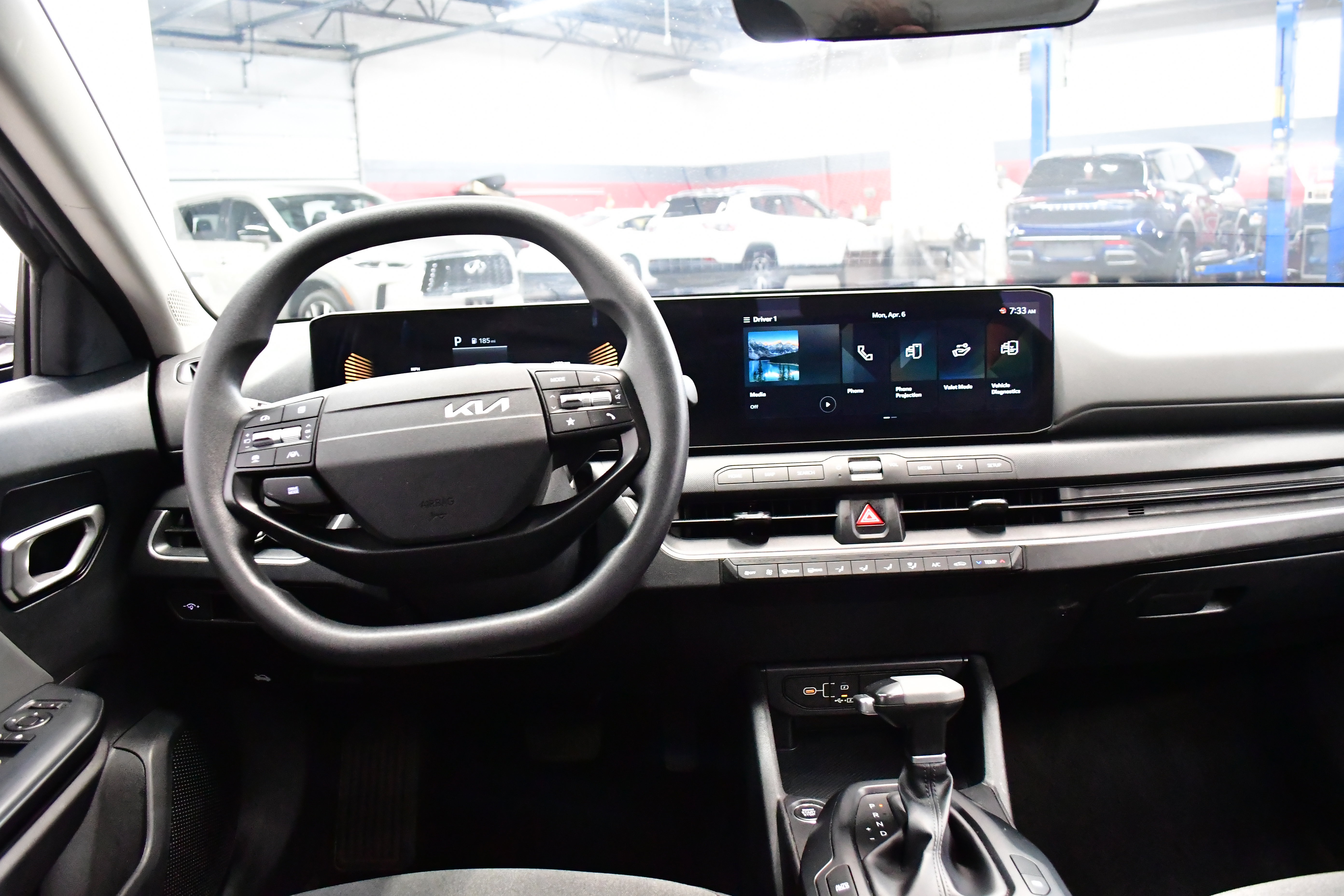 Used 2025 Kia K4 FWD image 8