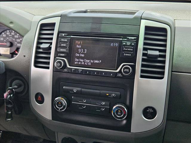 Used 2018 Nissan Frontier SV RWD image 17