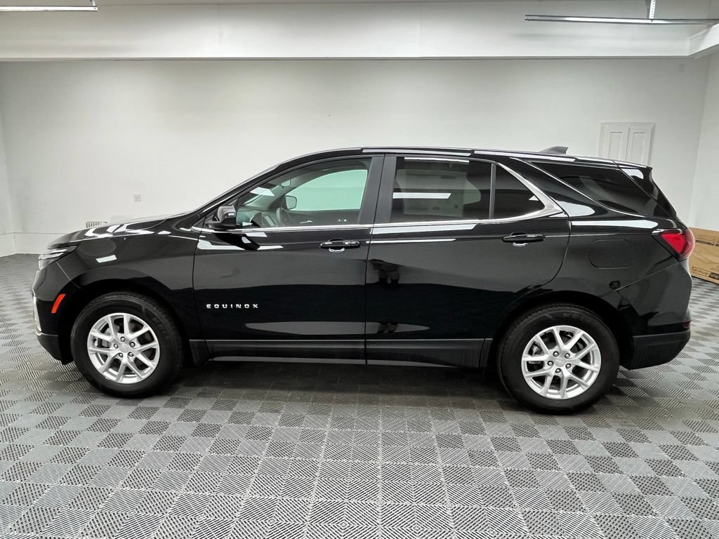 Used 2023 Chevrolet Equinox LT AWD/4WD image 11