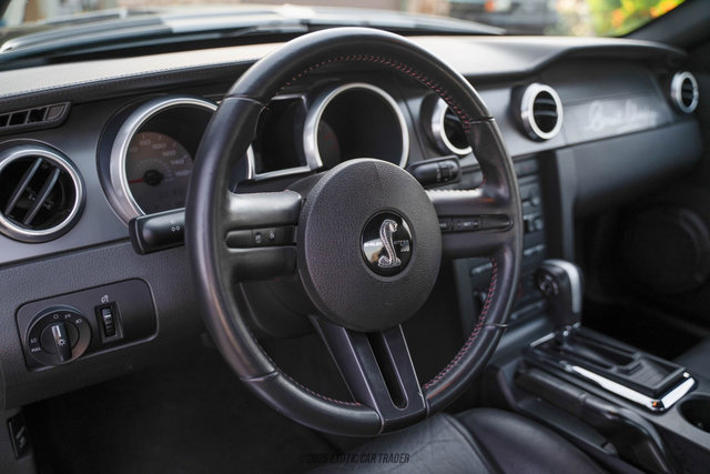 Used 2007 Ford Mustang Shelby GT500 RWD image 33