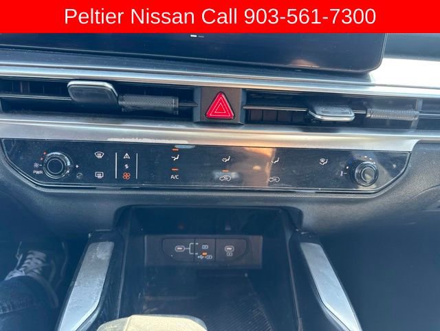 Used 2025 Kia Sorento LX FWD image 16