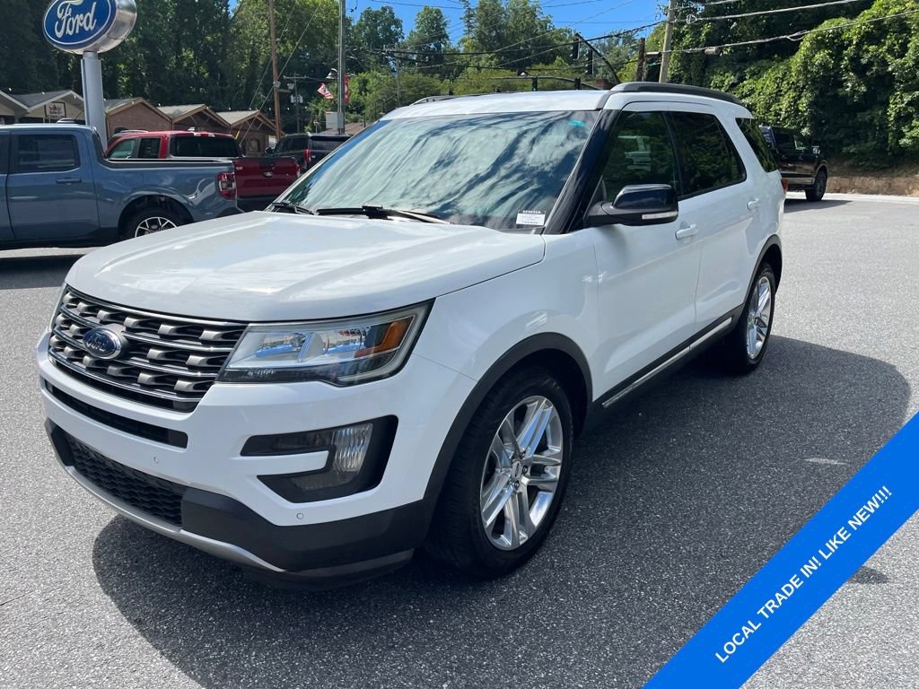 Used 2016 Ford Explorer XLT w/ Equipment Group 202A FWD image 5