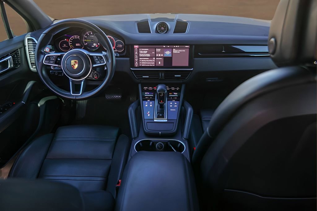 Used 2020 Porsche Cayenne E-Hybrid image 27