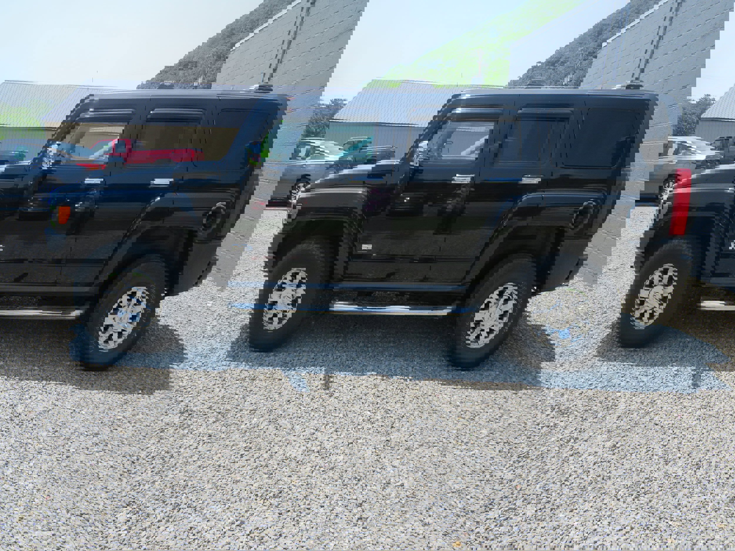 Used 2010 HUMMER H3 Alpha image 4