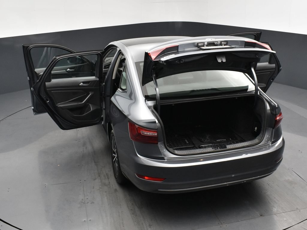 Used 2021 Volkswagen Jetta SE FWD image 23
