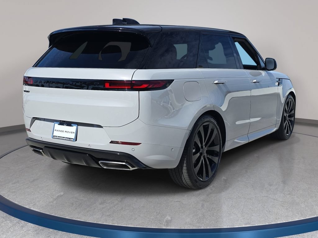 New 2027 Land Rover Range Rover Sport Dynamic SE AWD/4WD image 5