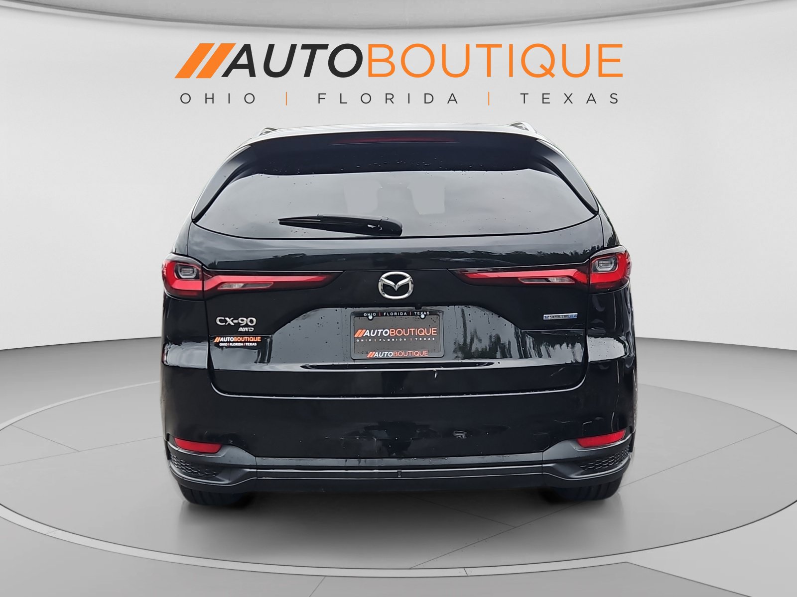 Used 2024 MAZDA CX-90 Plug-In Hybrid w/ Preferred AWD/4WD image 4