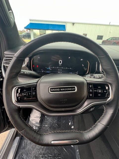 Used 2023 Jeep Grand Wagoneer Series II image 21