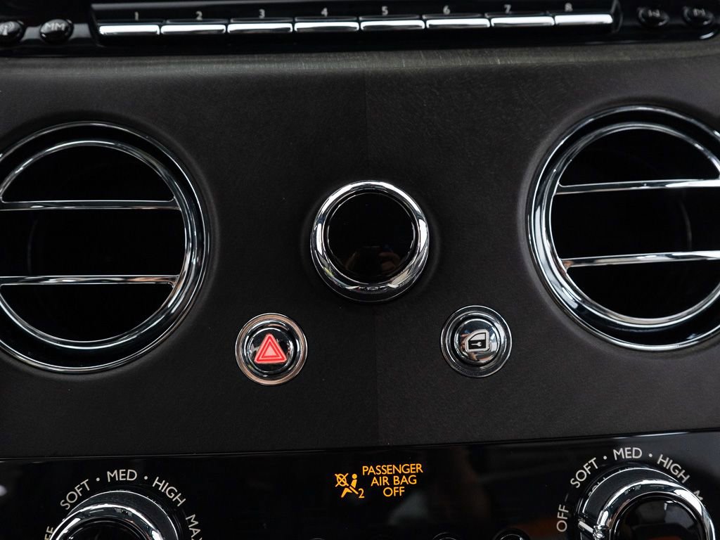 Certified 2023 Rolls-Royce Cullinan w/ Dark Exterior Package AWD/4WD image 43