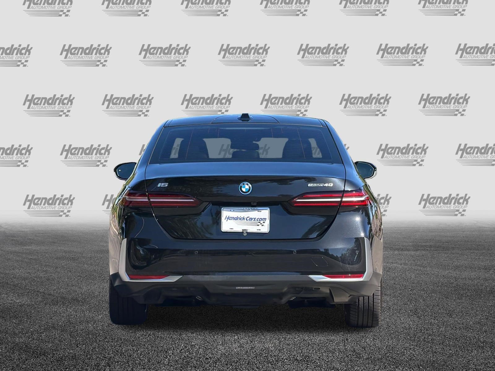 Used 2024 BMW i5 eDrive40i w/ Executive Package RWD image 6