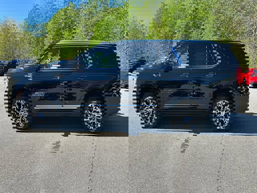 New 2026 GMC Yukon Denali image 9