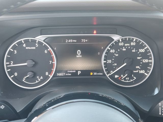 Used 2022 Nissan Rogue SV w/ SV Premium Package image 11