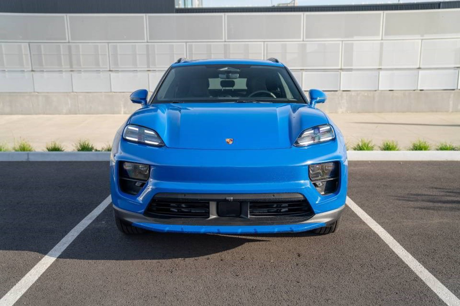 New 2026 Porsche Macan 4 Electric AWD/4WD image 6