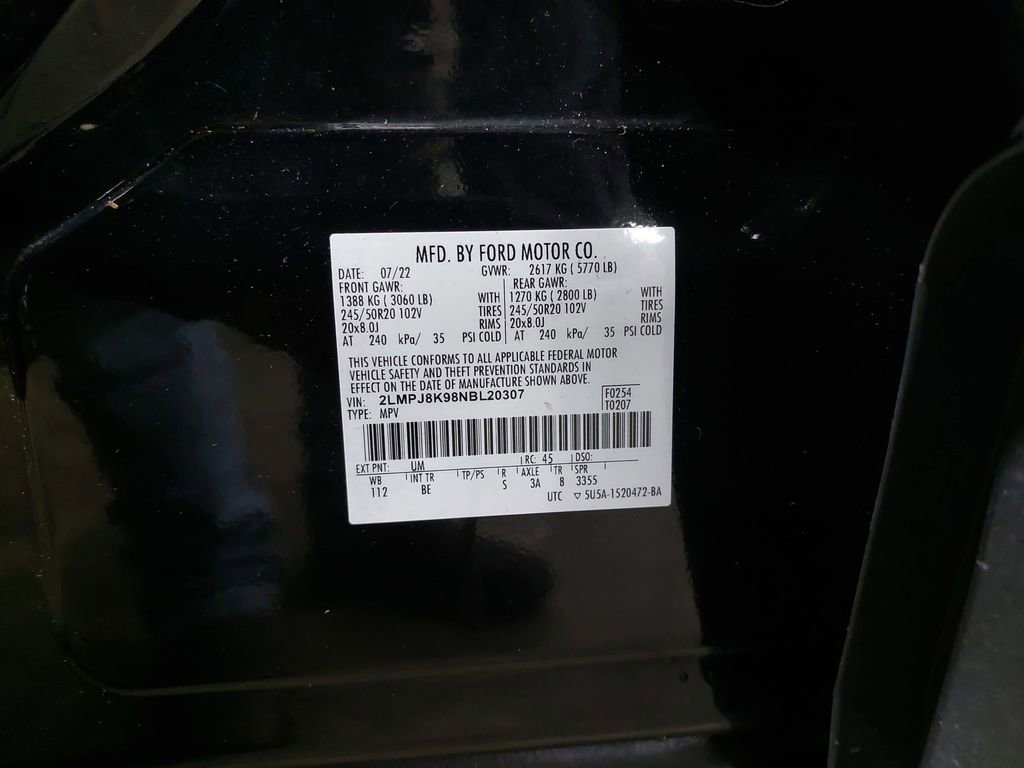 Used 2022 Lincoln Nautilus Reserve w/ Monochromatic Package image 37