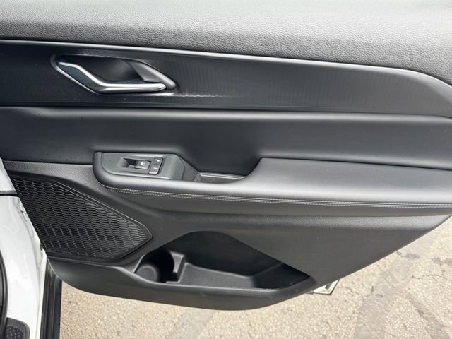 Certified 2025 Jeep Grand Cherokee L Laredo w/ Luxury Tech Group I image 15