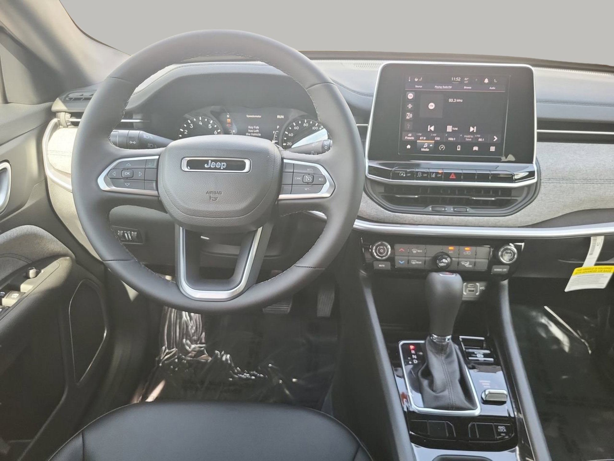 New 2026 Jeep Compass Latitude image 12