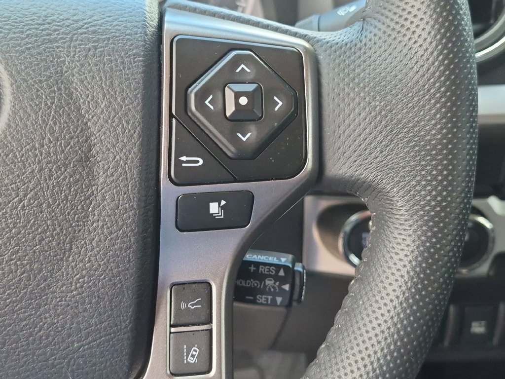 Used 2023 Toyota Tacoma SR5 w/ Technology Package AWD/4WD image 23