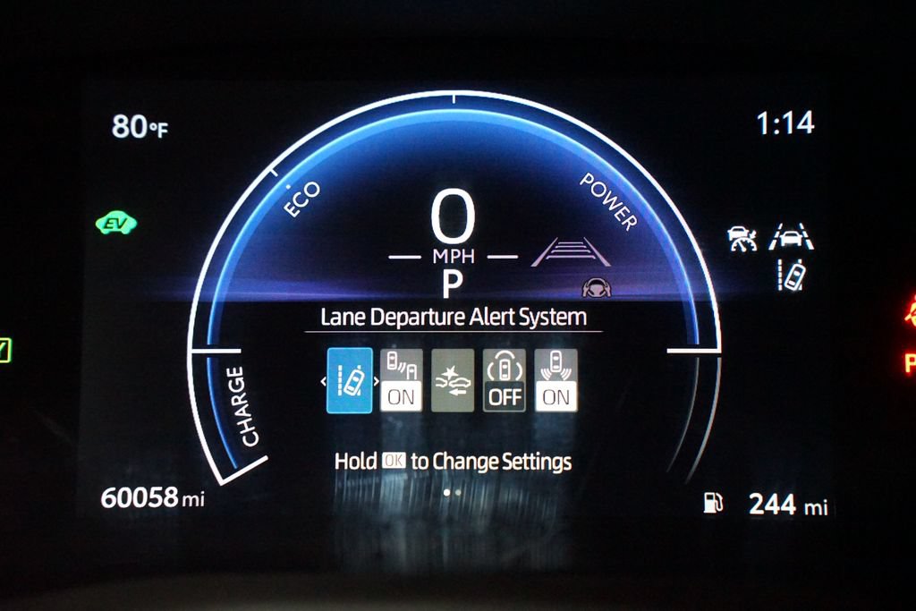 Used 2025 Toyota Camry SE FWD image 17