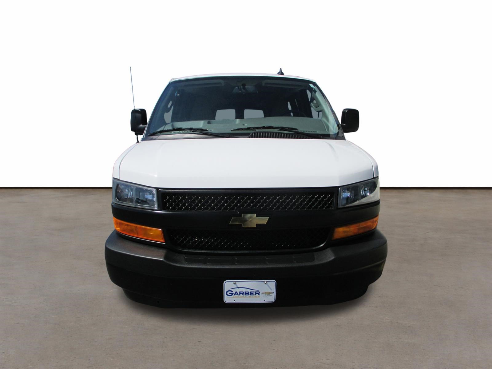 Used 2025 Chevrolet Express 3500 LS RWD image 8