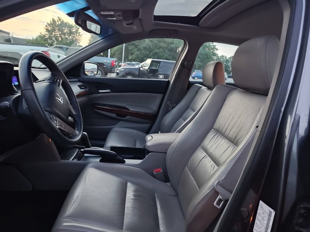 Used 2011 Honda Accord EX-L image 8