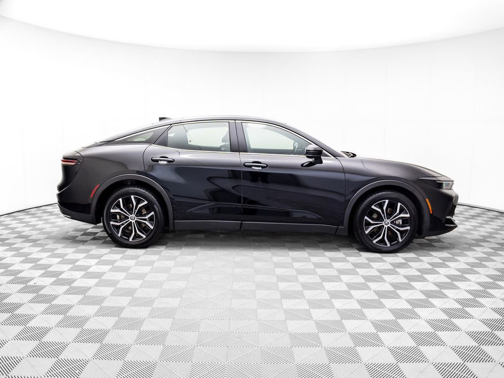 Used 2024 Toyota Crown Limited image 7