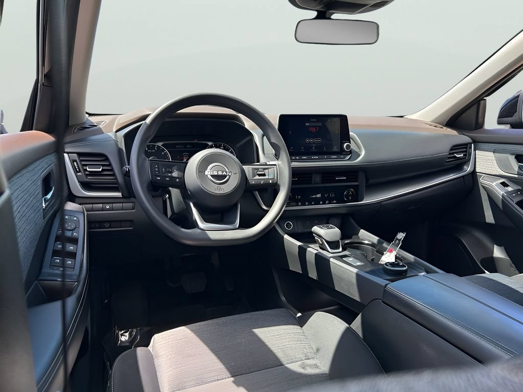 Used 2023 Nissan Rogue SV AWD/4WD image 10