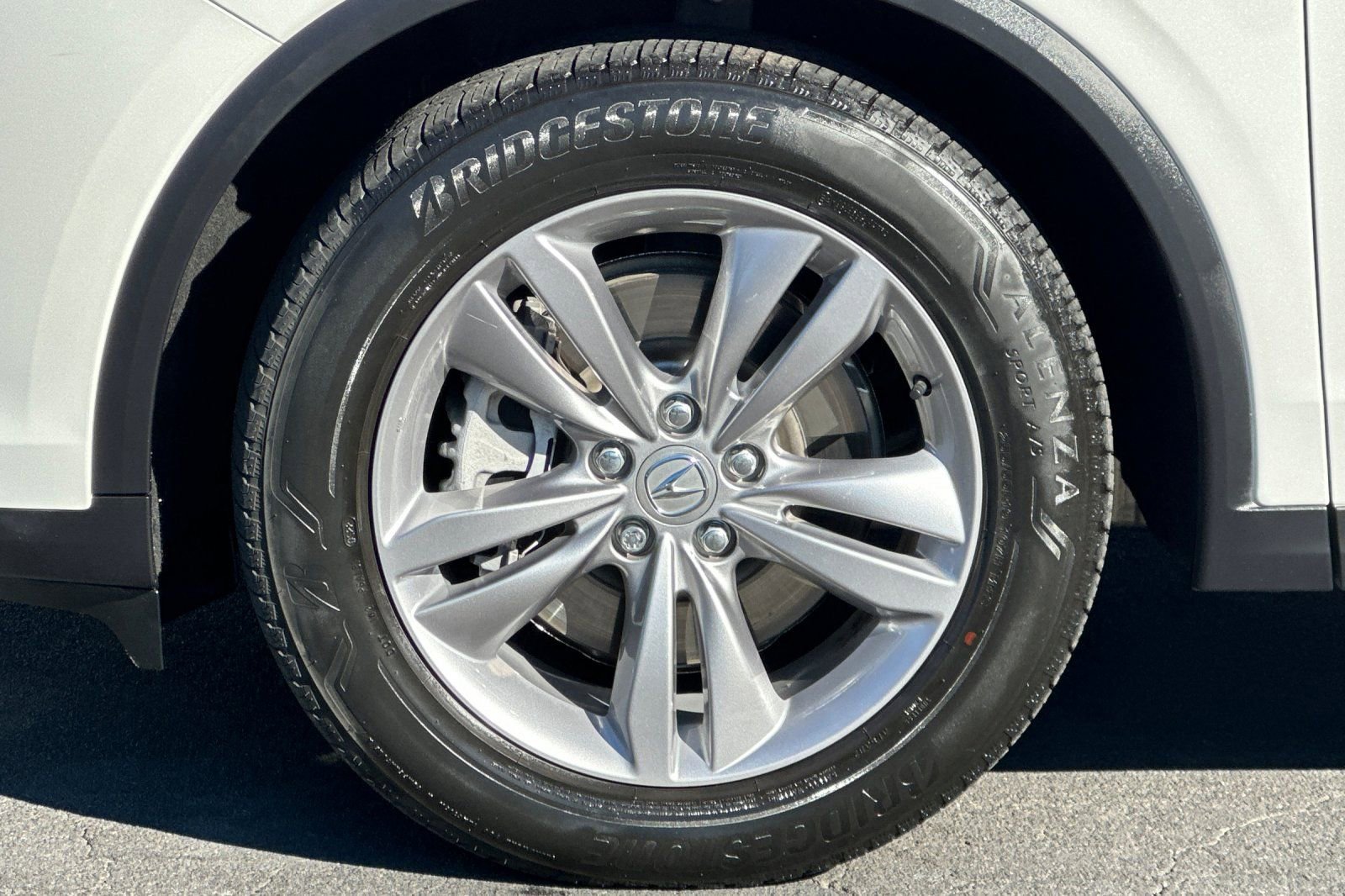 Used 2023 Acura MDX SH-AWD image 33