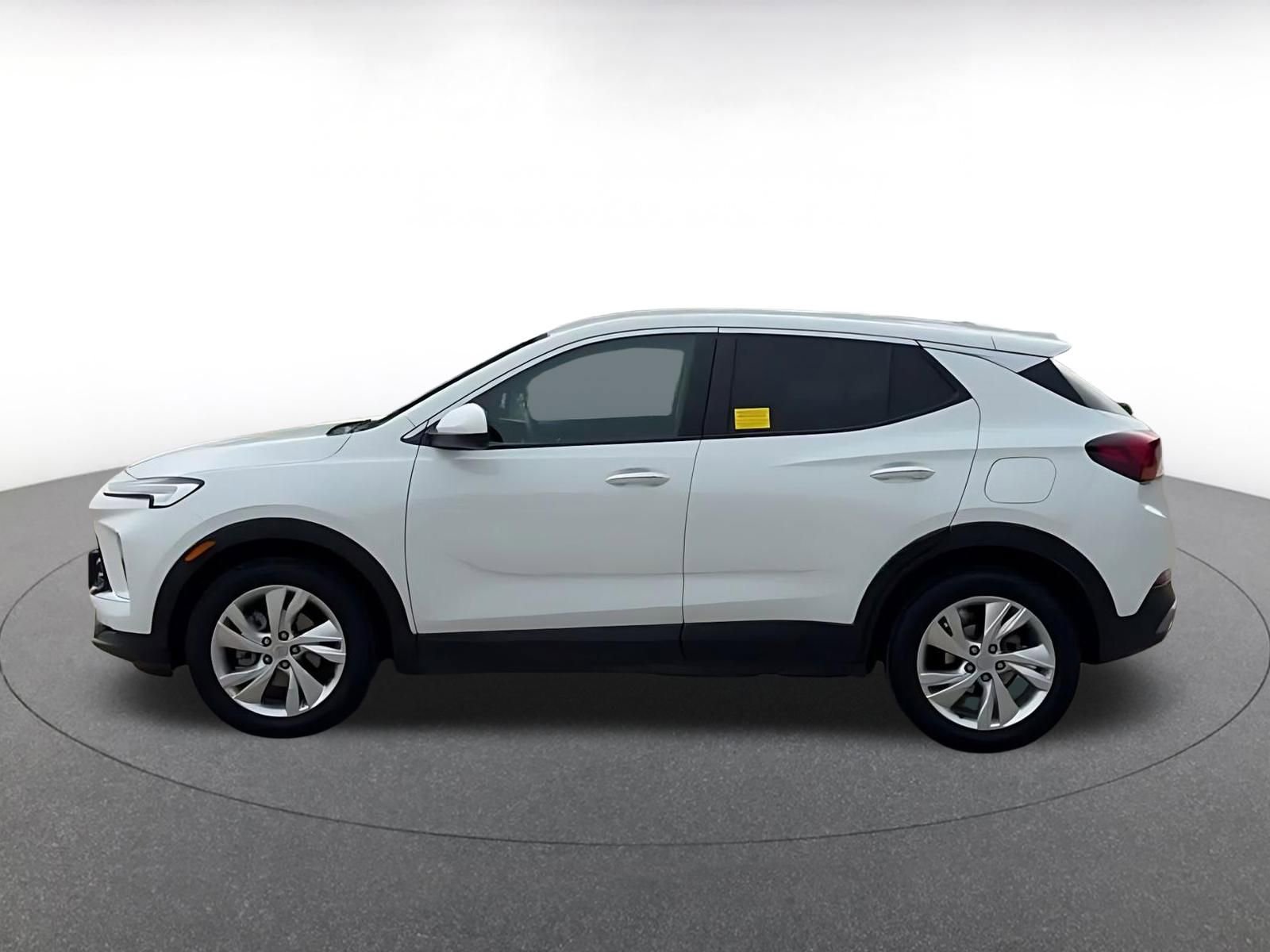 Used 2025 Buick Encore GX Preferred FWD image 10