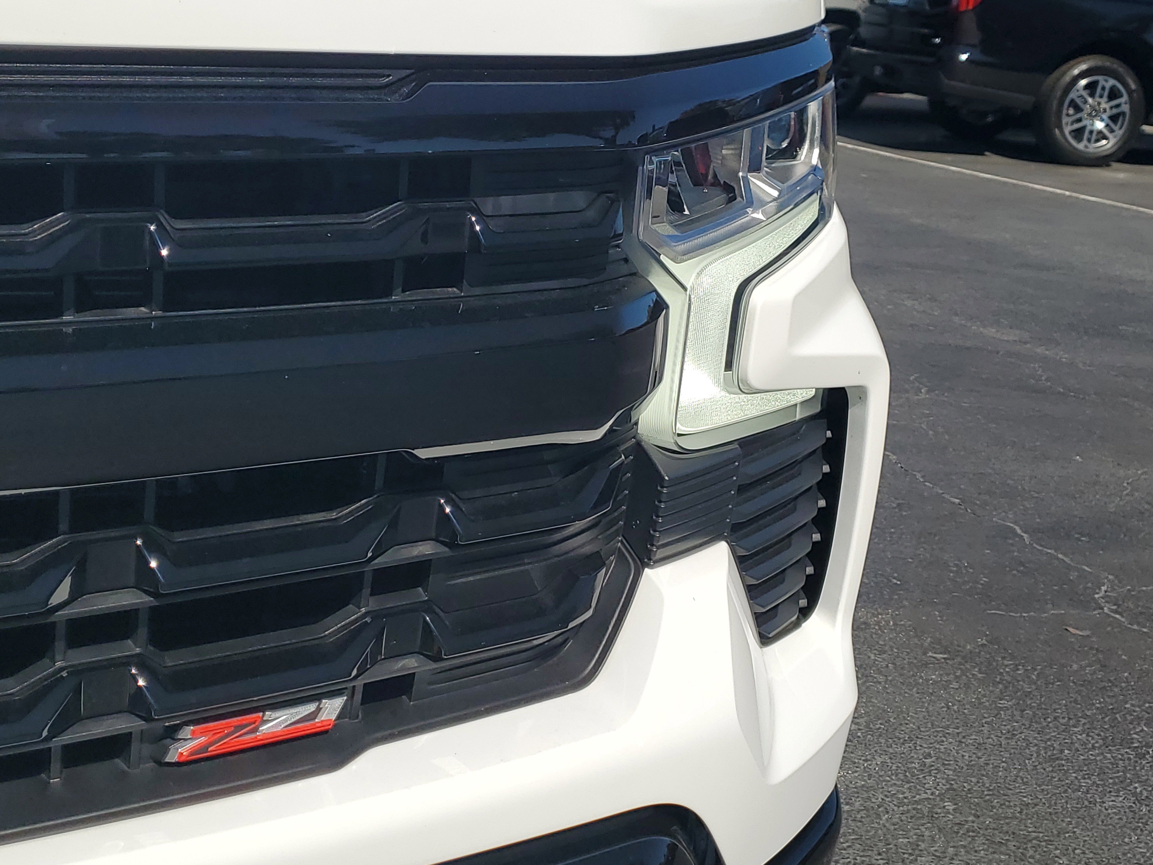 Used 2024 Chevrolet Silverado 1500 LT Trail Boss w/ Convenience Package II video 3