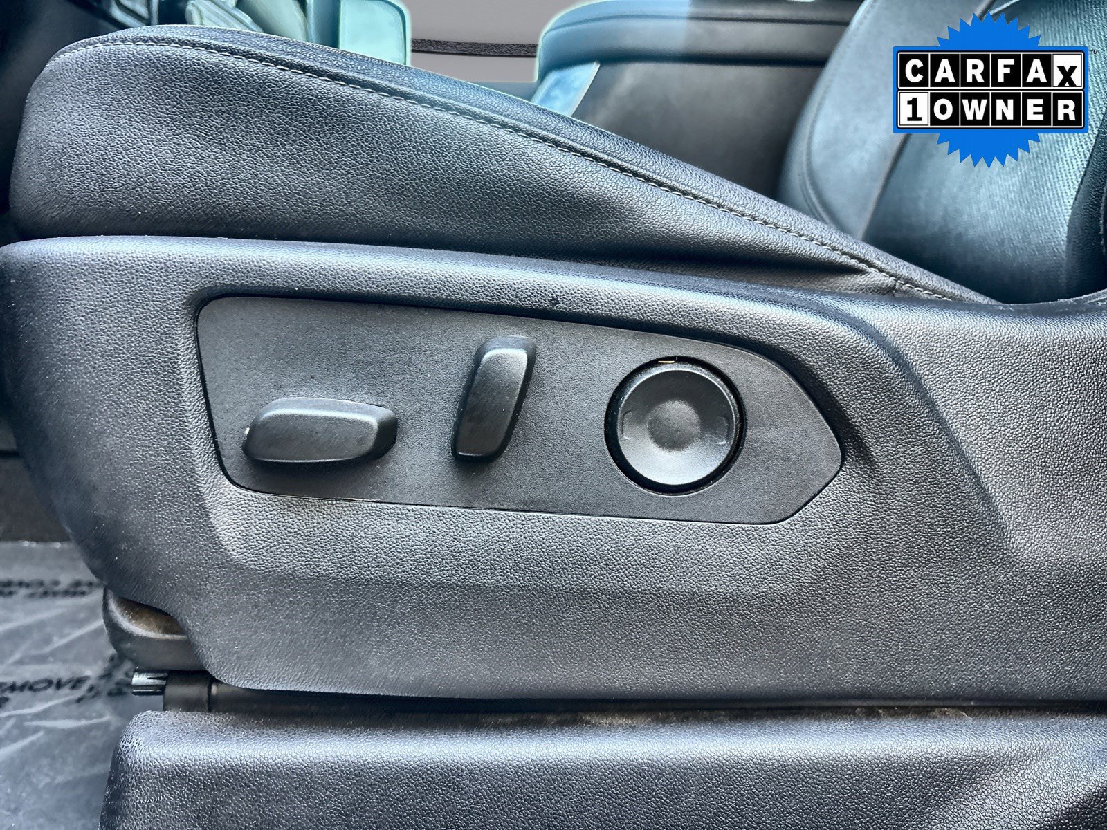 Used 2024 Chevrolet Silverado 3500 LTZ w/ LTZ Plus Package image 20