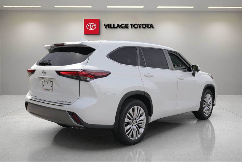New 2026 Toyota Highlander Platinum AWD/4WD image 5