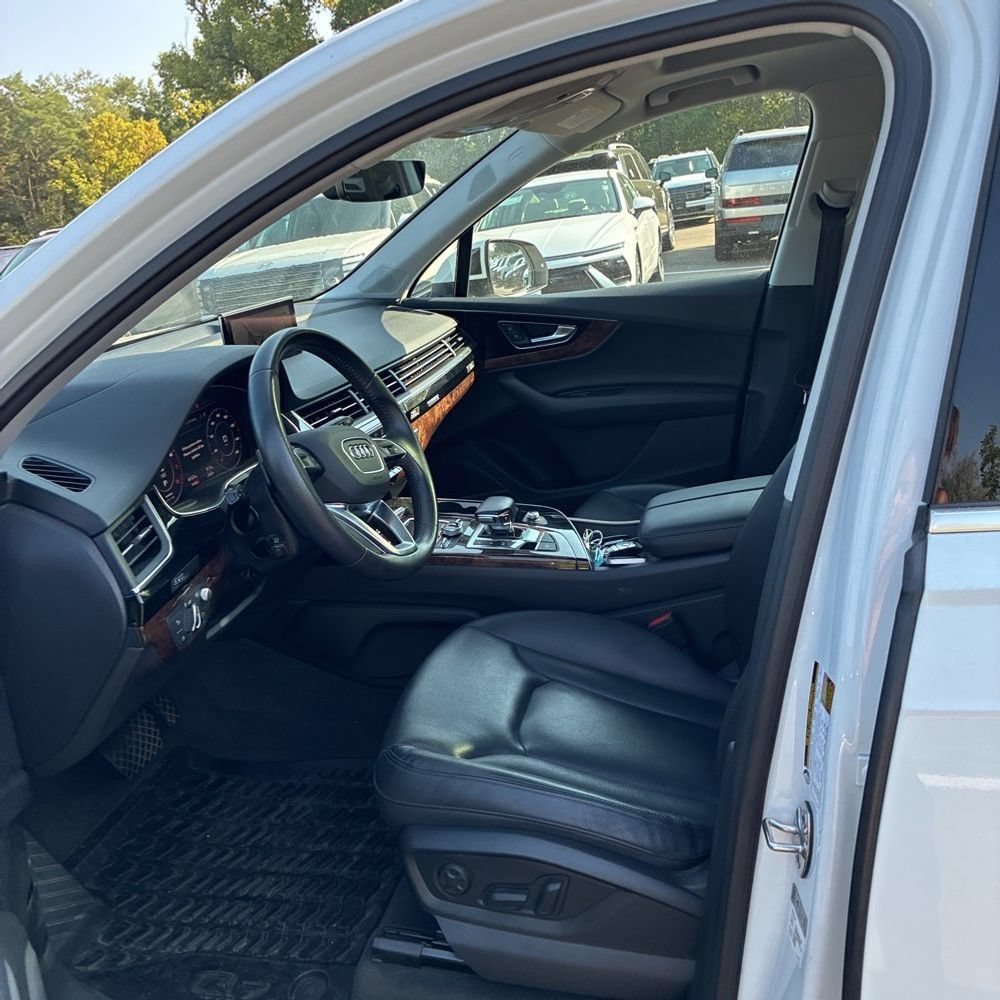 Used 2018 Audi Q7 3.0T Prestige w/ Prestige Package AWD/4WD image 5