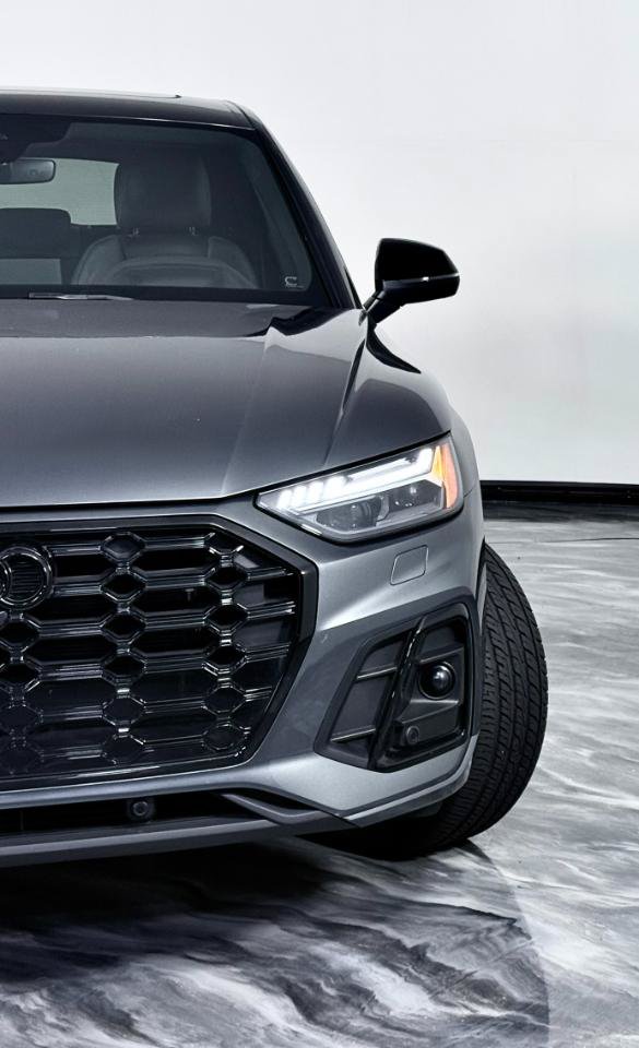Used 2023 Audi SQ5 Prestige w/ Prestige Package AWD/4WD image 6