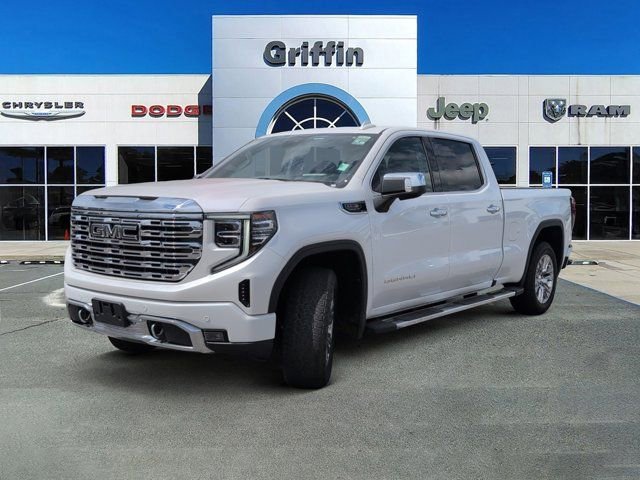 Used 2022 GMC Sierra 1500 Denali w/ Technology Package AWD/4WD image 11