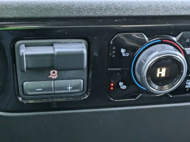 Used 2025 Chevrolet Silverado 2500 LT w/ Convenience Package image 30