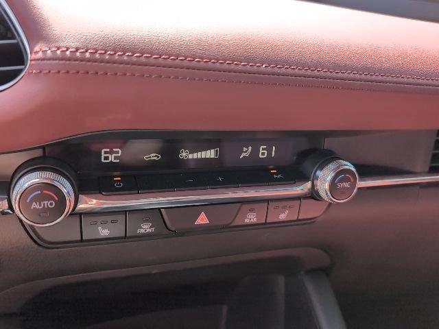 Used 2022 MAZDA MAZDA3 s FWD image 18